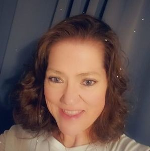 Meet your Posher, Angie